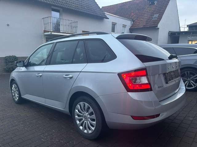 Skoda Fabia Ambition*Kombi*NAVIGATION*CARPLAY*SITZ-HZ*Tempomat