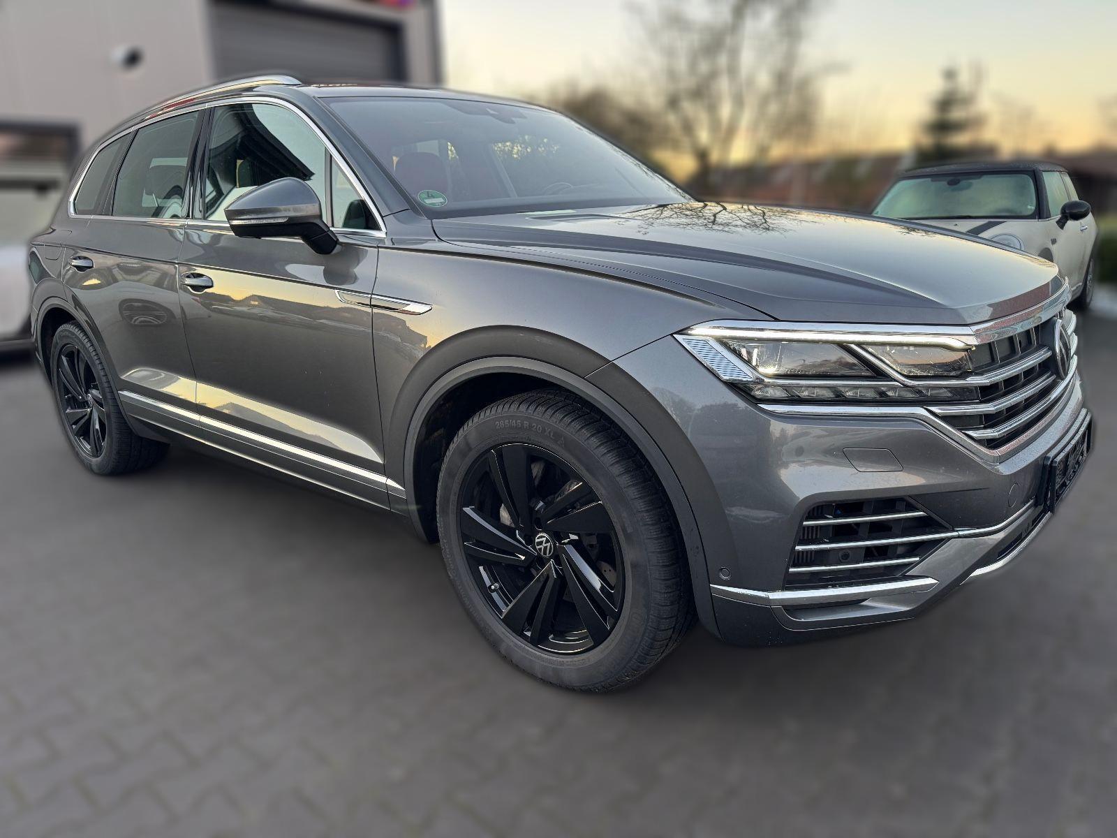 Volkswagen Touareg Elegance 4Motion PANO LEDER HEADUP VOLL