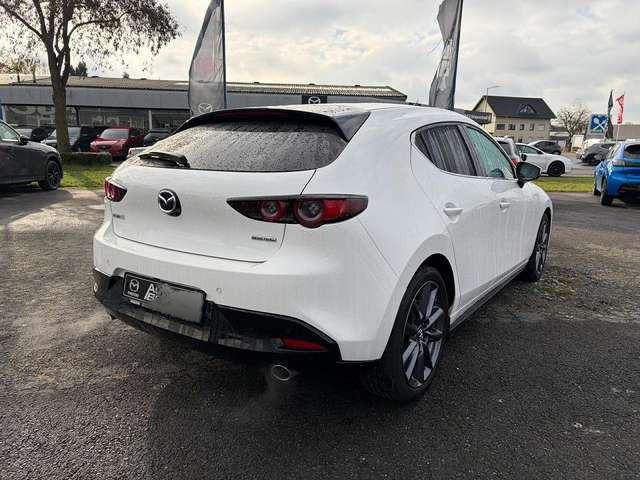 Mazda 3 | BOSE | Rückfahrkam.| adapt. Tempomat