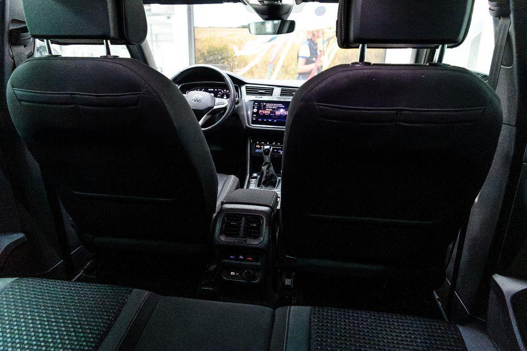 Volkswagen Tiguan Active *AHK*Matrix LED*Head UP