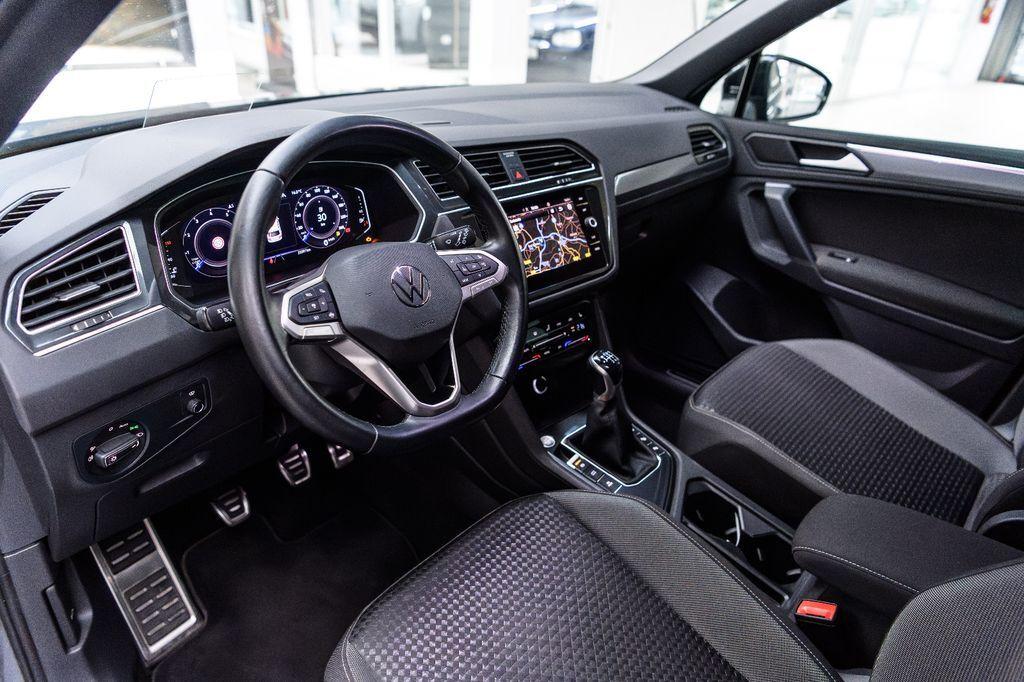 Volkswagen Tiguan Active *AHK*Matrix LED*Head UP