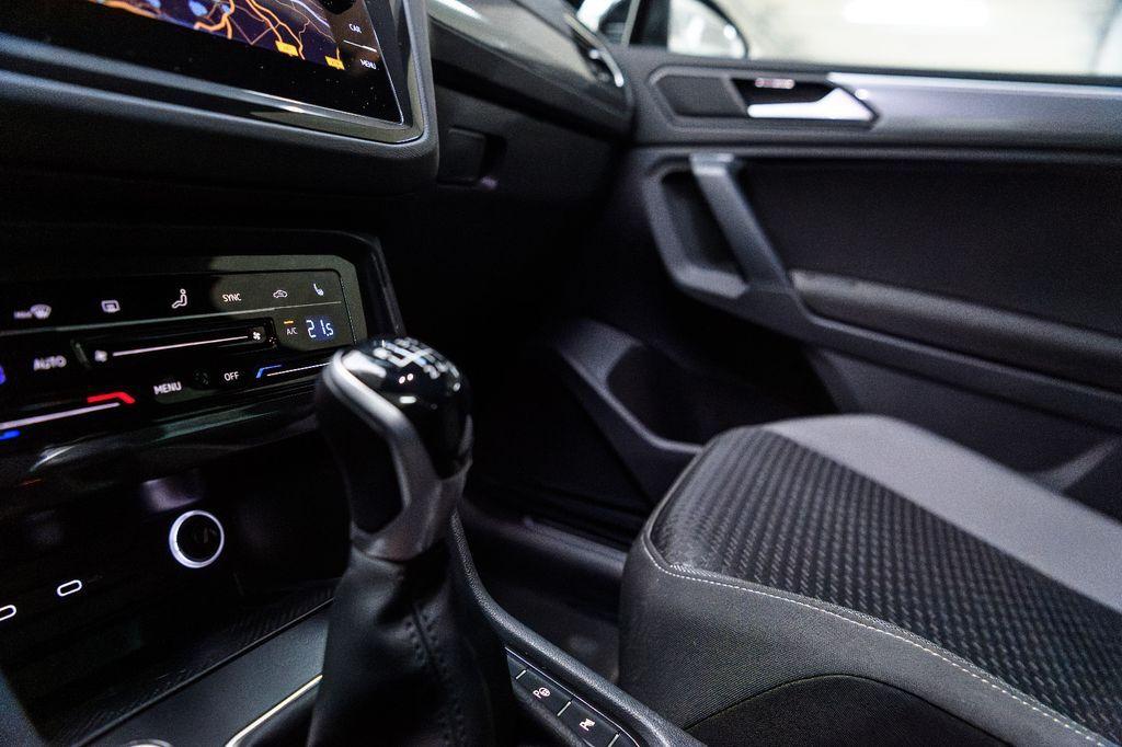 Volkswagen Tiguan Active *AHK*Matrix LED*Head UP