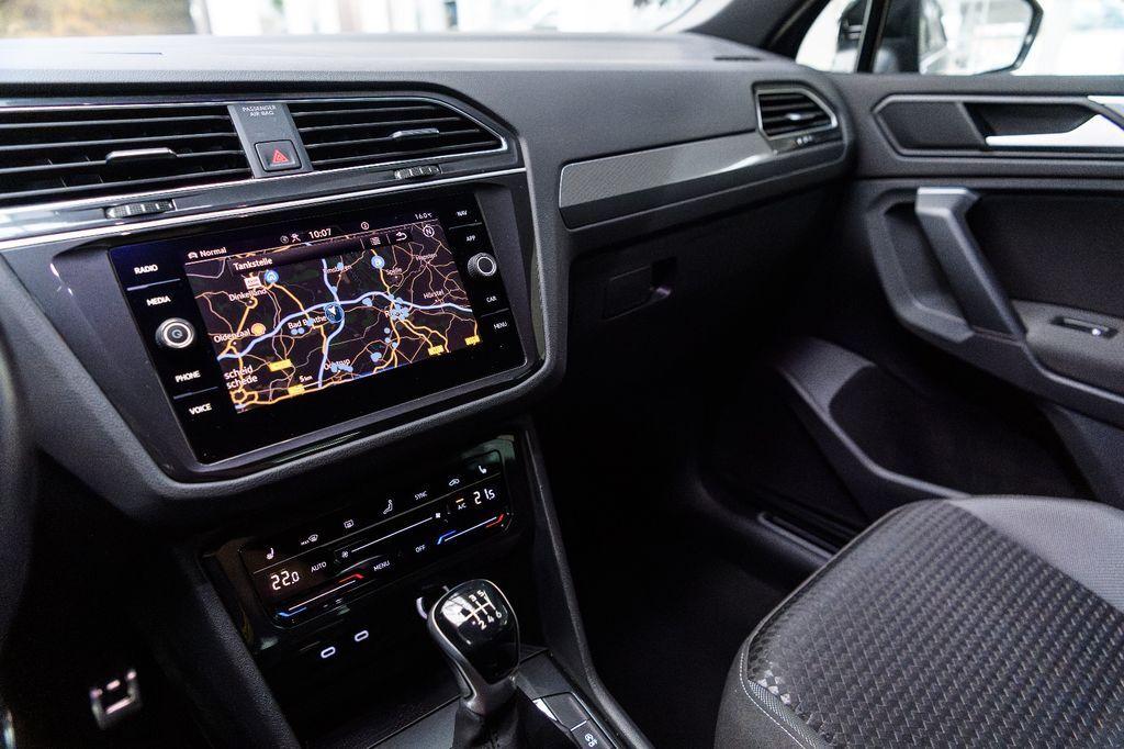 Volkswagen Tiguan Active *AHK*Matrix LED*Head UP