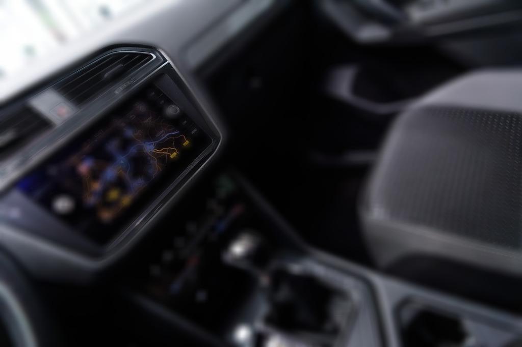 Volkswagen Tiguan Active *AHK*Matrix LED*Head UP