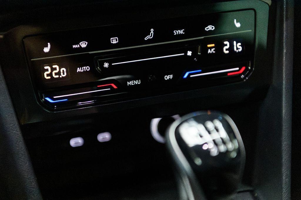 Volkswagen Tiguan Active *AHK*Matrix LED*Head UP