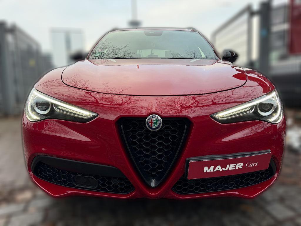 Alfa Romeo Stelvio Veloce Q4*LED*LEDER*MEMO*SOUNDTHEATRE
