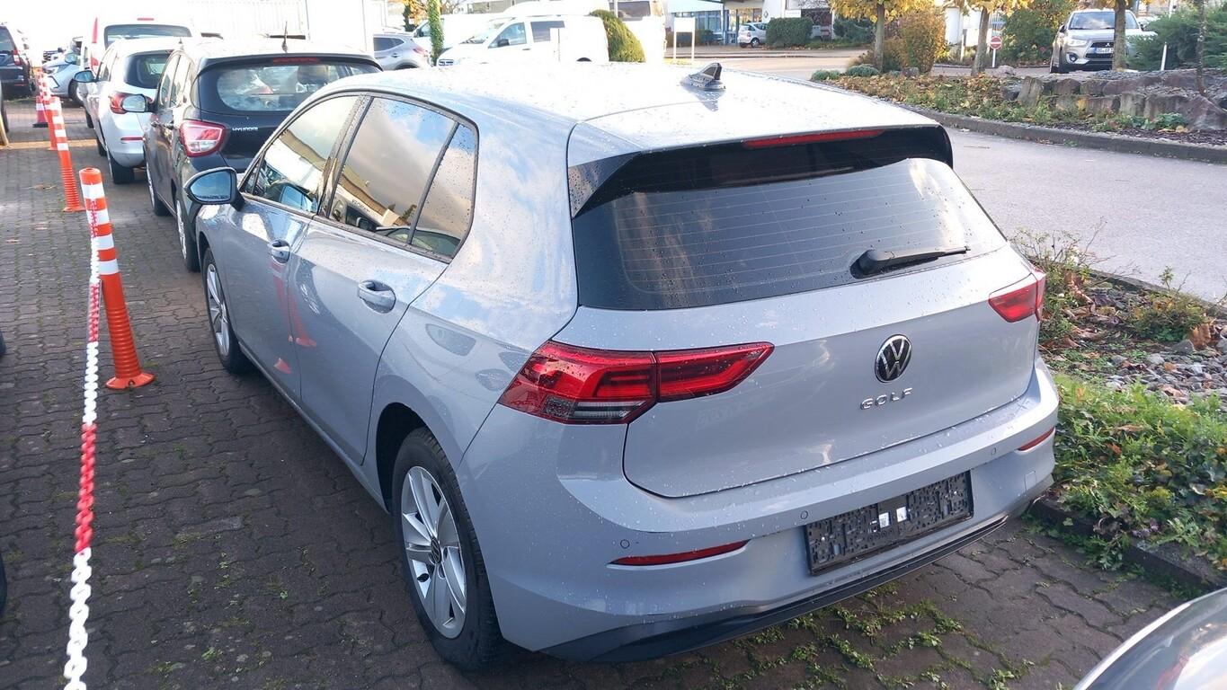 Volkswagen Golf VIII 1.5 TSI 130 Life Nav ACC SHZ PDC KeyL