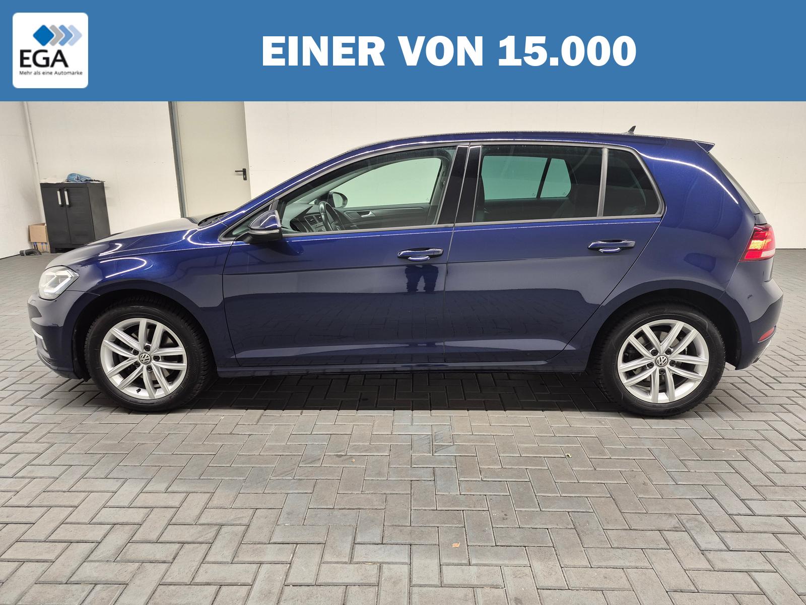 Volkswagen Golf VII  LED/App-C./SHZ/Kam/ACC/AHK/16-LM