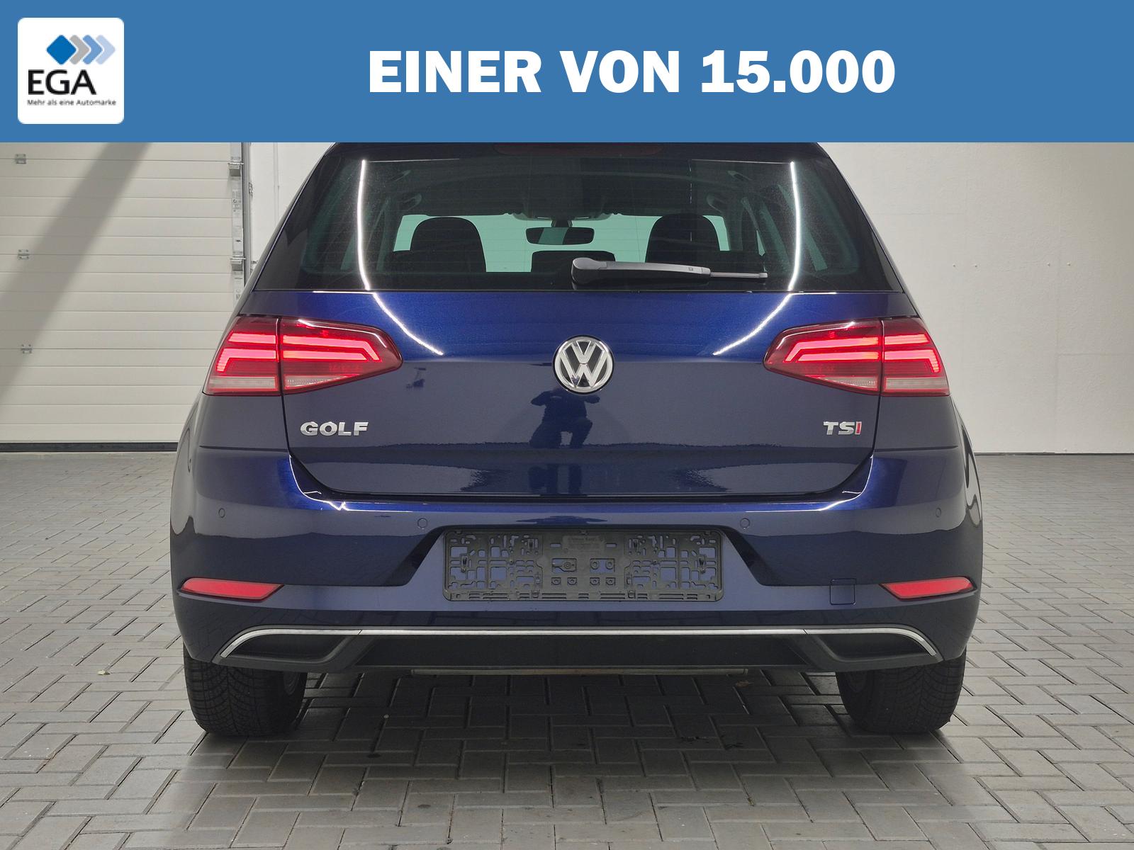 Volkswagen Golf VII  LED/App-C./SHZ/Kam/ACC/AHK/16-LM