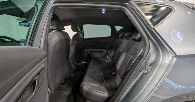 Seat Leon Cupra 290 2.0 TSI LED CarPlay Navi Leder E-Sitz