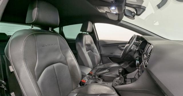 Seat Leon Cupra 290 2.0 TSI LED CarPlay Navi Leder E-Sitz