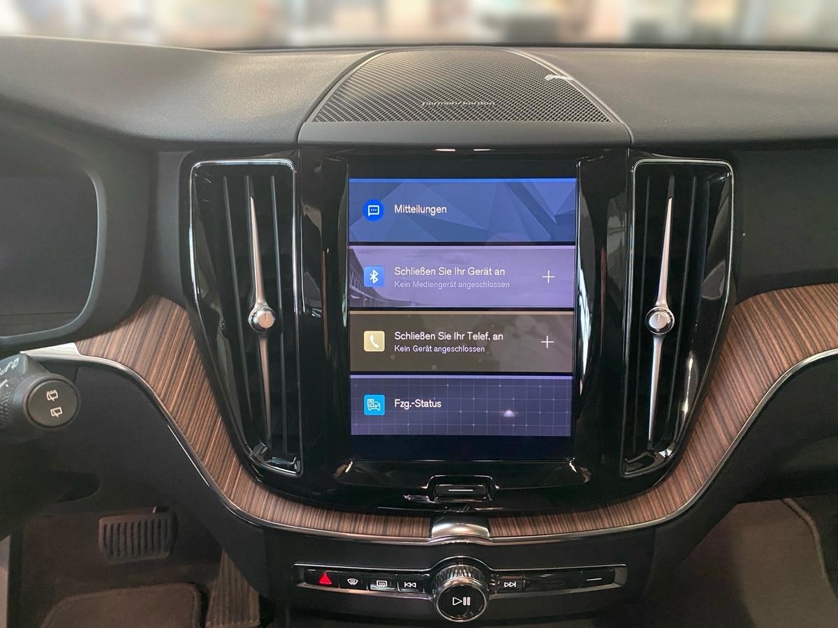 Volvo XC60 T6 Rech.AWD Plus Bright 18,8kWh AHK BLIS
