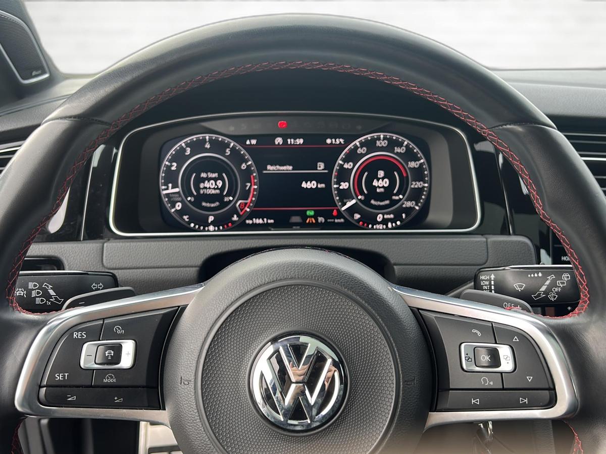 Volkswagen Golf GTI VII 2.0 TSI BMT Performance *LED*SHZ*RFK*NAVI