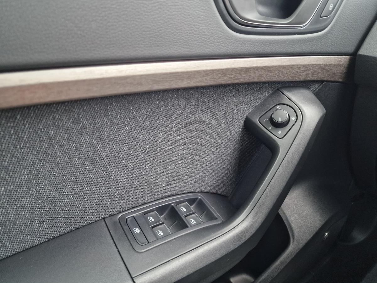 Seat Ateca TSI Xperience*R-Cam*ACC*LED*DAB*Navi*18 Zoll