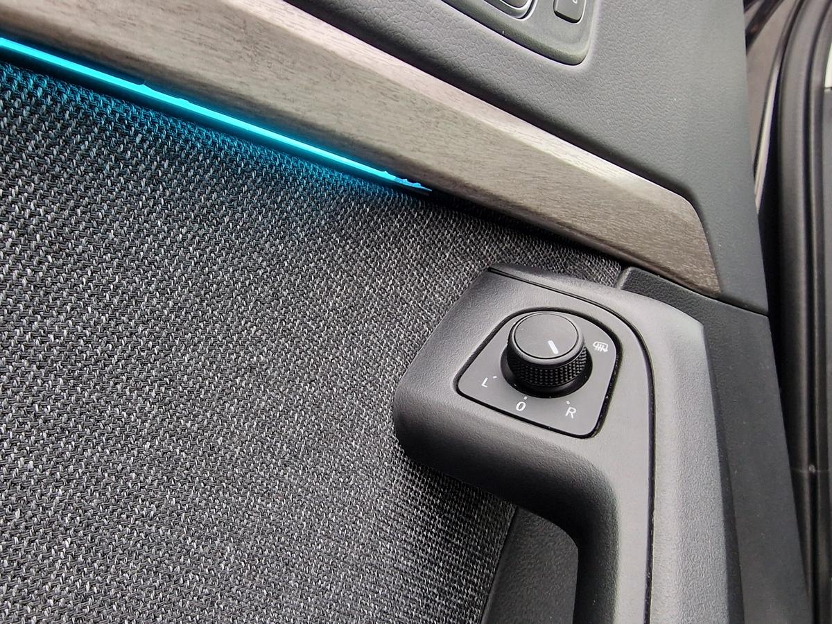 Seat Ateca TSI Xperience*R-Cam*ACC*LED*DAB*Navi*18 Zoll