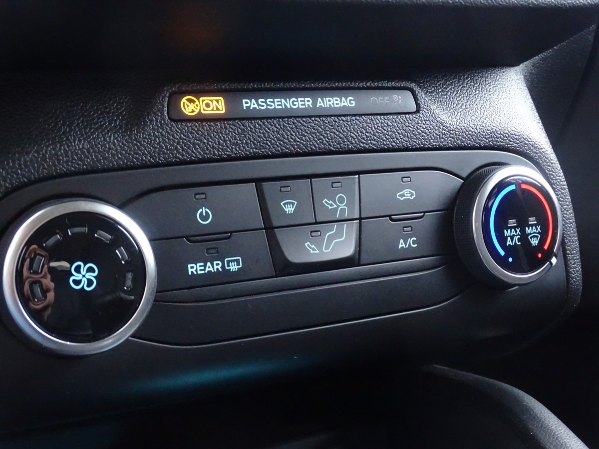 Ford Focus 1.0 EcoBoost Turnier Cool&Connect 