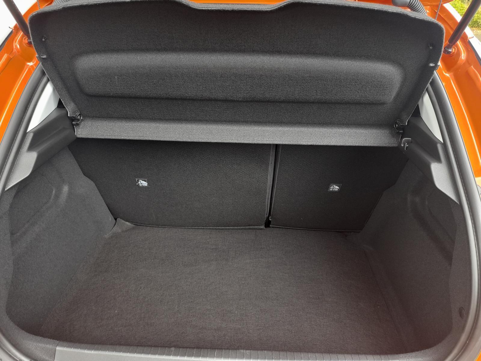 Opel Corsa F Elegance NAVI/APP~SHZ~2xPDC~LED~DAB~GRA