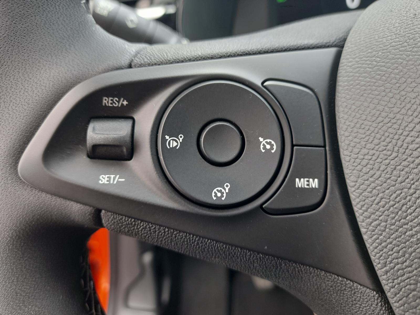Opel Corsa F Elegance NAVI/APP~SHZ~2xPDC~LED~DAB~GRA