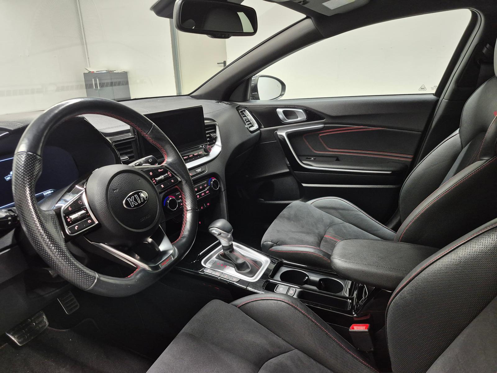 Kia e-Niro GT LED/Navi/SCC/4xSHZ/Kam/el.Heck/18-LM