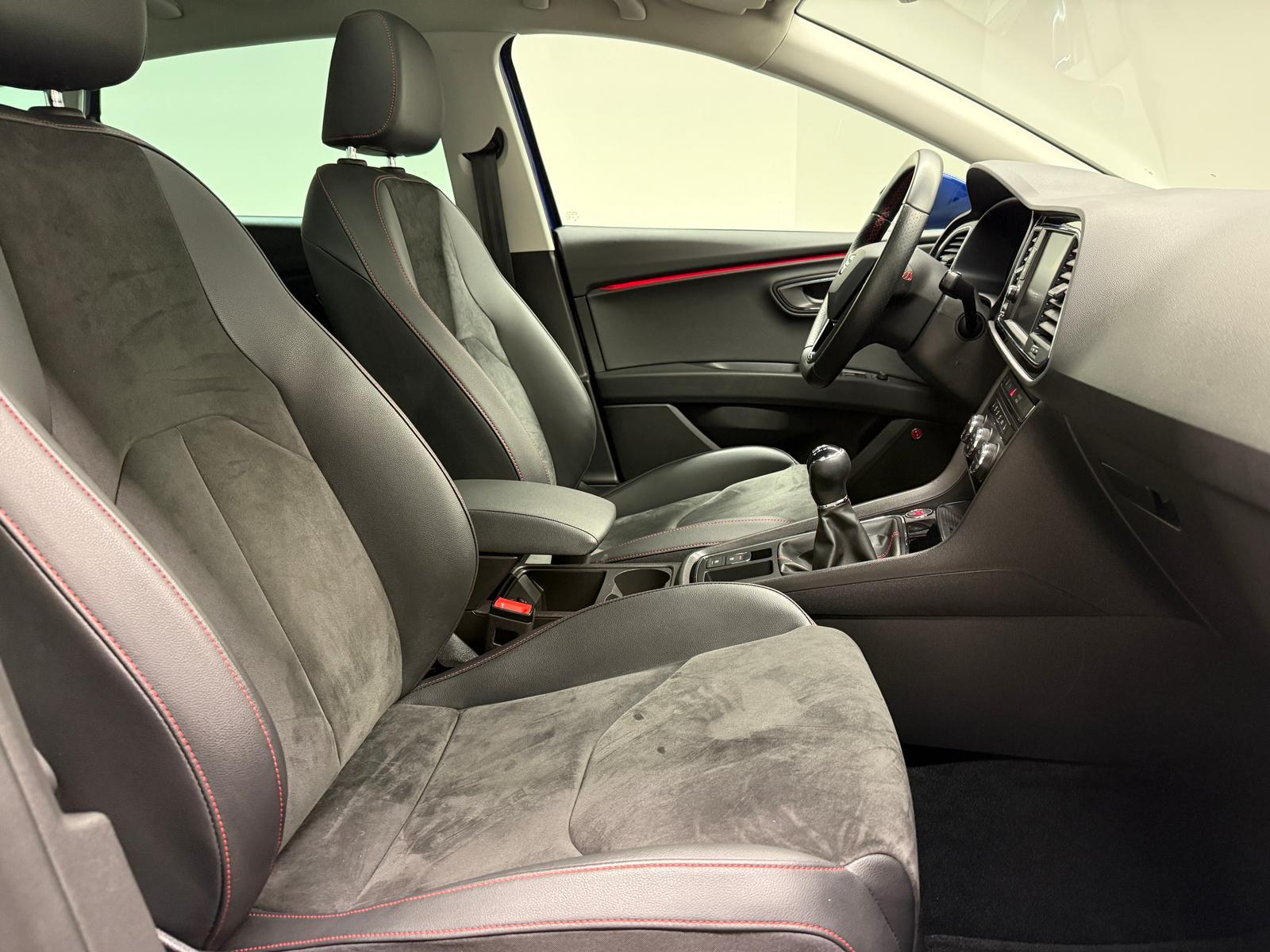 Seat Leon FR LED/Navi/SHZ/PDC/VirCo/Beats/Pano/AHK/18LM