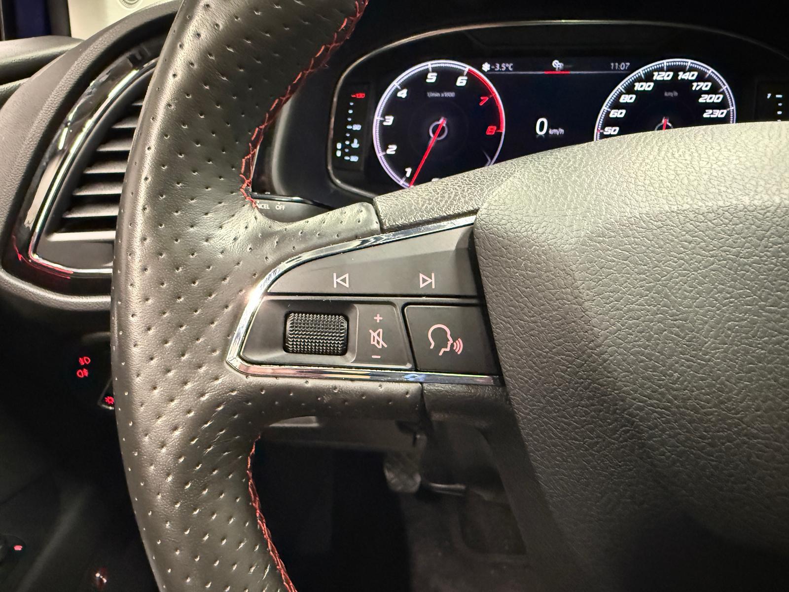 Seat Leon FR LED/Navi/SHZ/PDC/VirCo/Beats/Pano/AHK/18LM