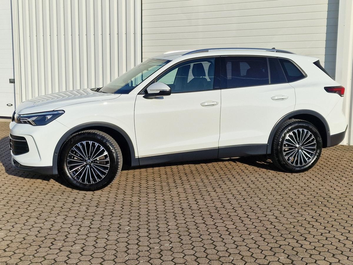 Volkswagen Tiguan 2.0 TDI Style*Virtual Cockpit*R-Cam*DAB*ACC*18 Zoll