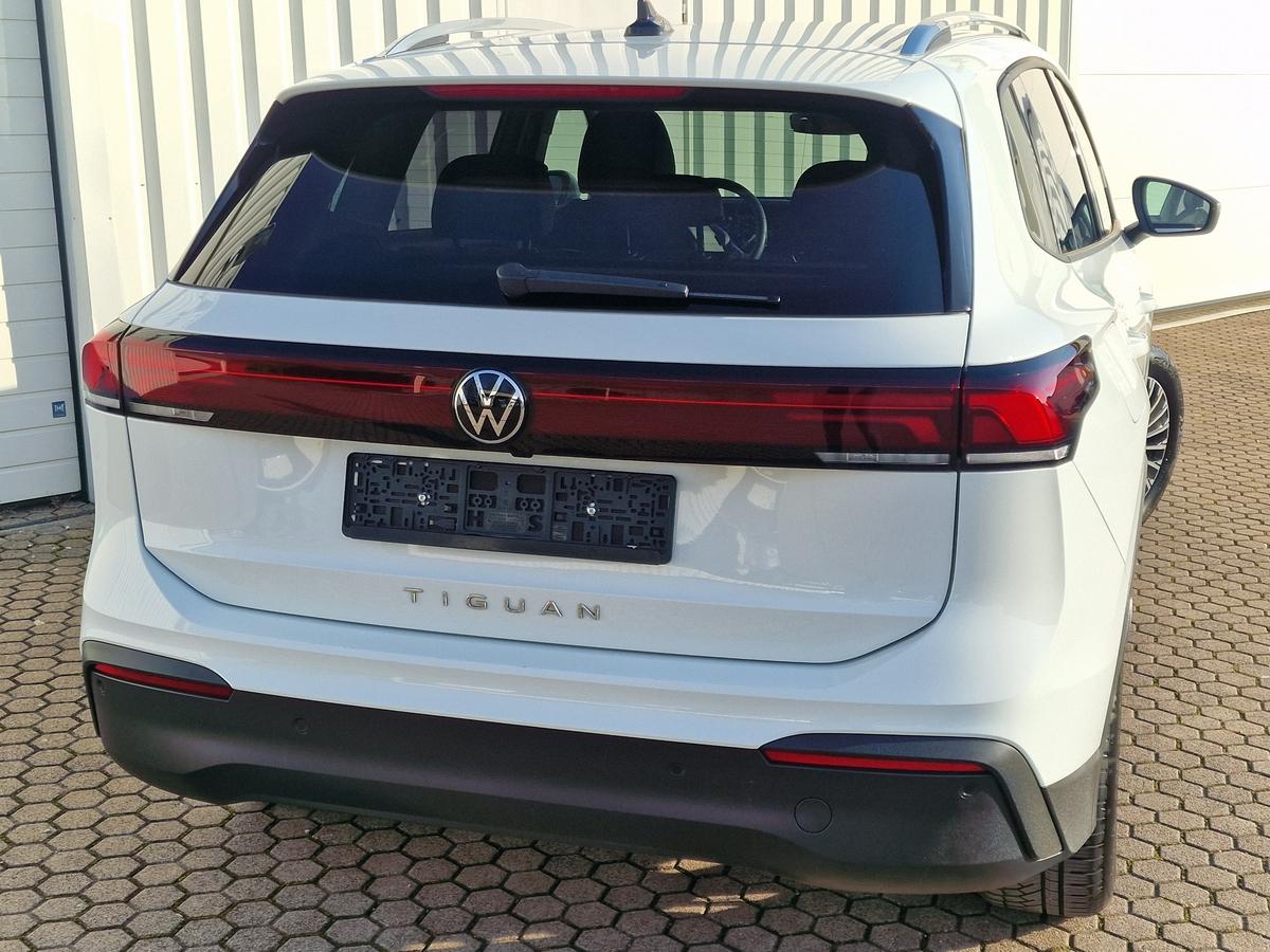 Volkswagen Tiguan 2.0 TDI Style*Virtual Cockpit*R-Cam*DAB*ACC*18 Zoll