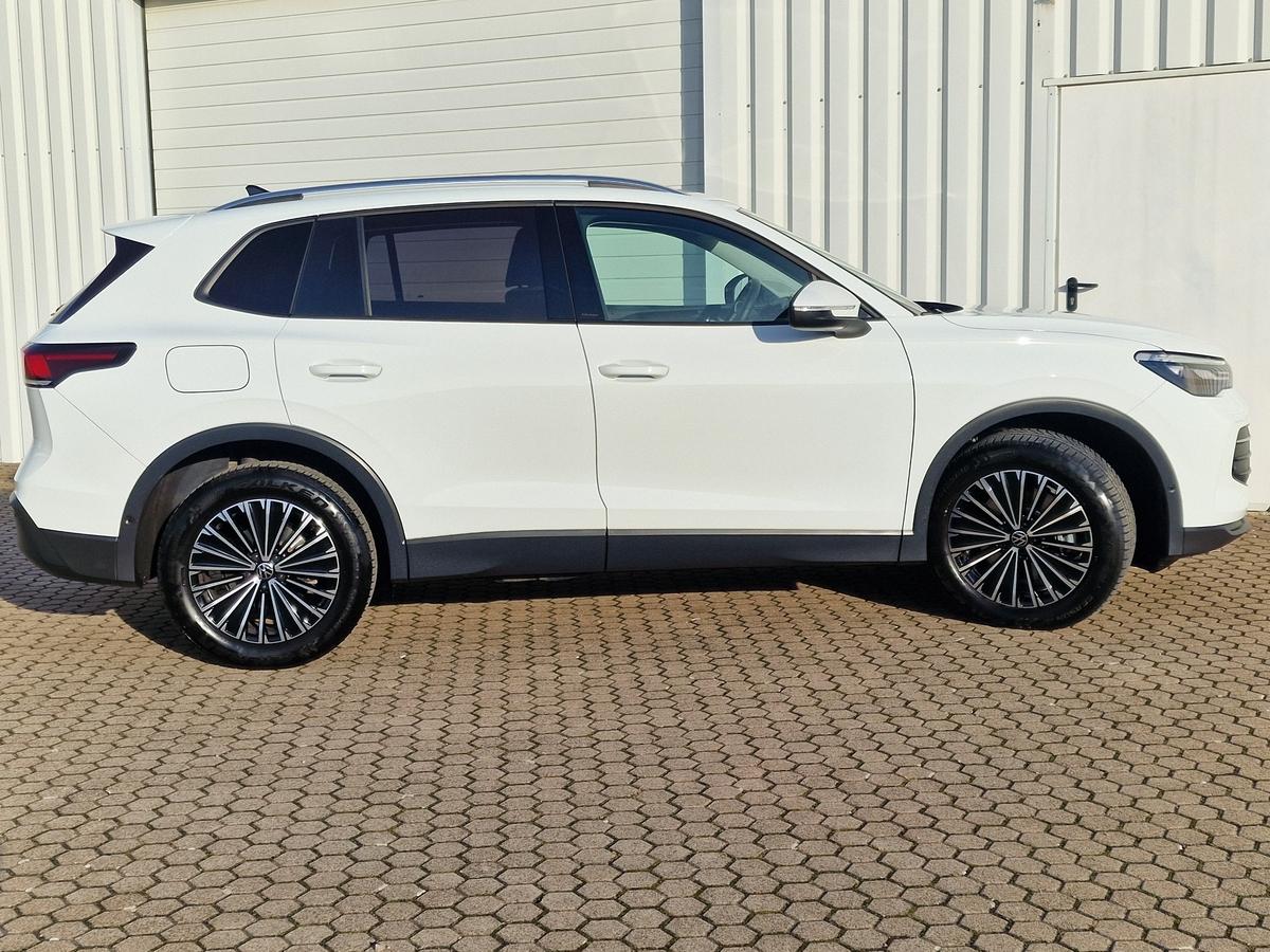 Volkswagen Tiguan 2.0 TDI Style*Virtual Cockpit*R-Cam*DAB*ACC*18 Zoll