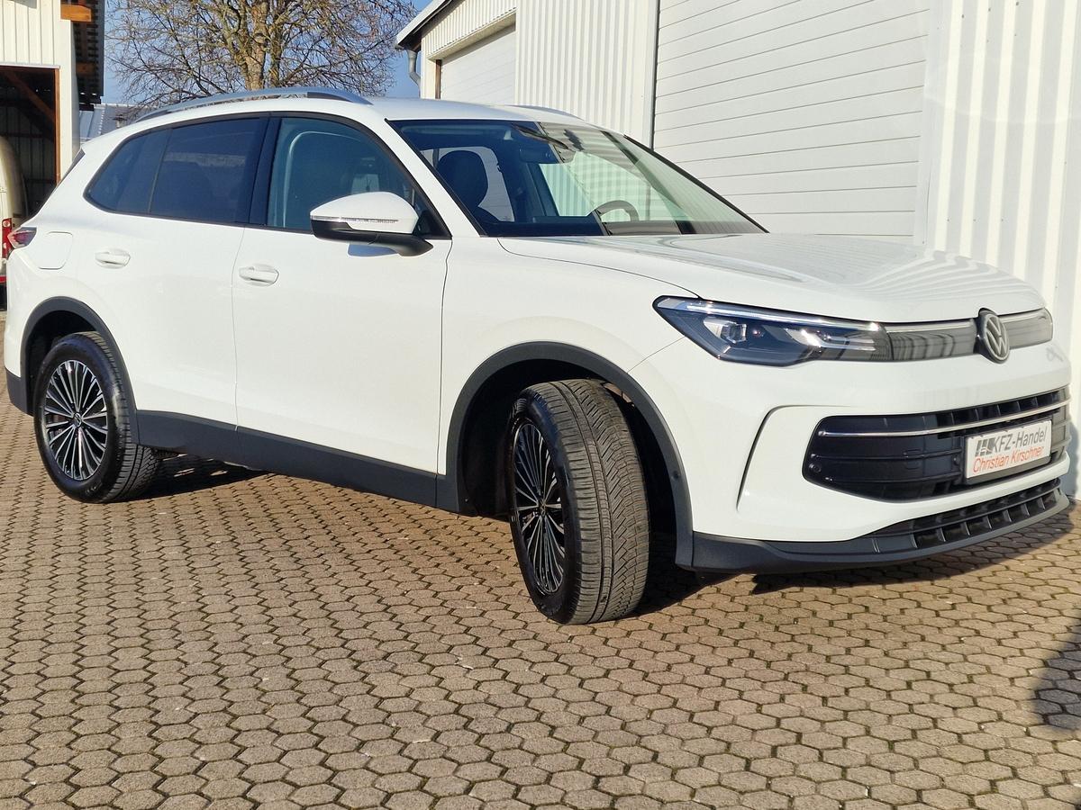 Volkswagen Tiguan 2.0 TDI Style*Virtual Cockpit*R-Cam*DAB*ACC*18 Zoll