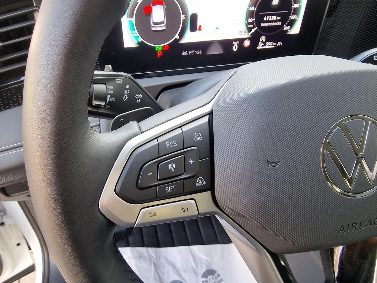 Volkswagen Tiguan 2.0 TDI Style*Virtual Cockpit*R-Cam*DAB*ACC*18 Zoll