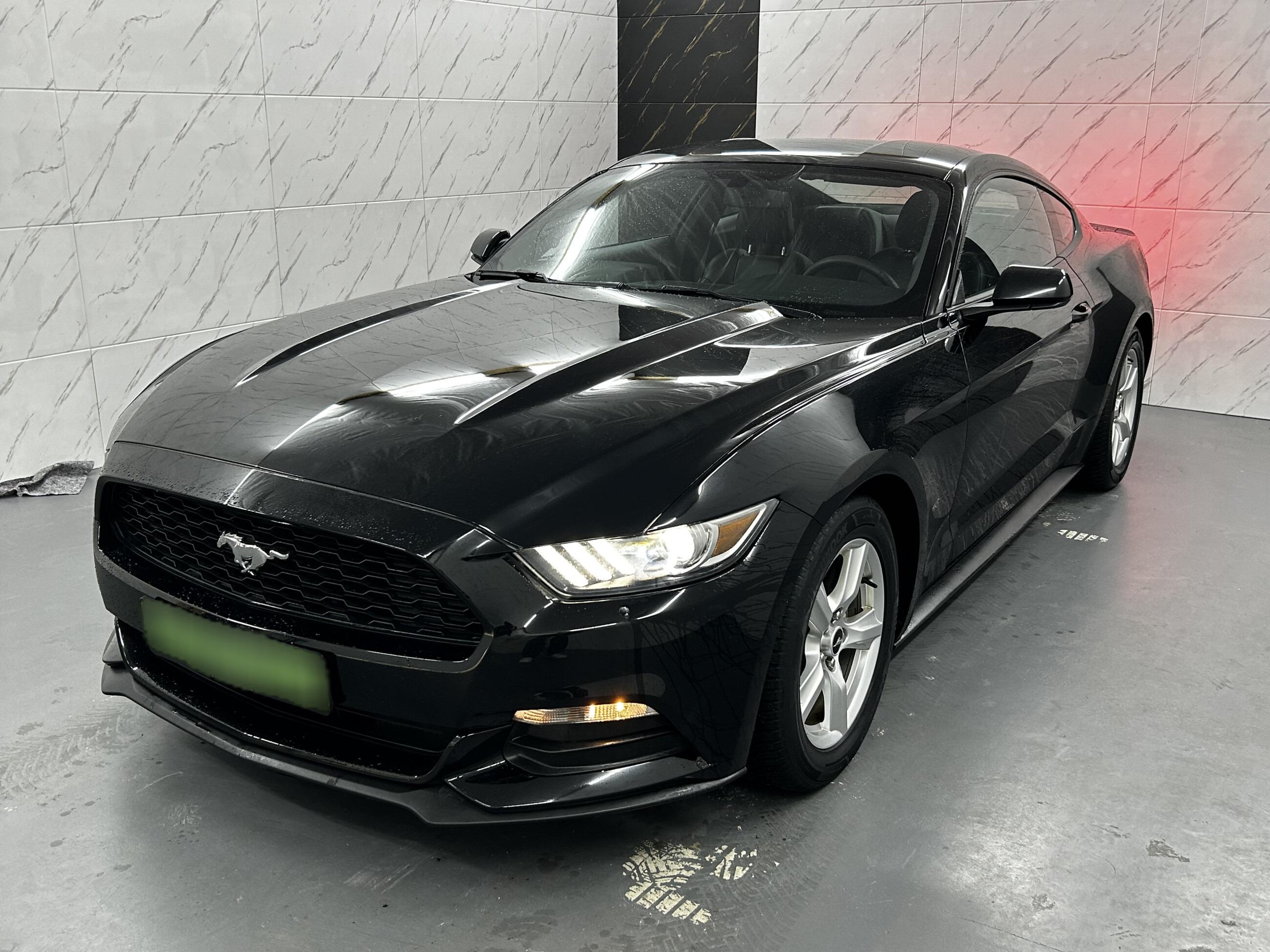 Ford Mustang 3,7 V6 Leder+LED+Keyless+Temp+Allwetter