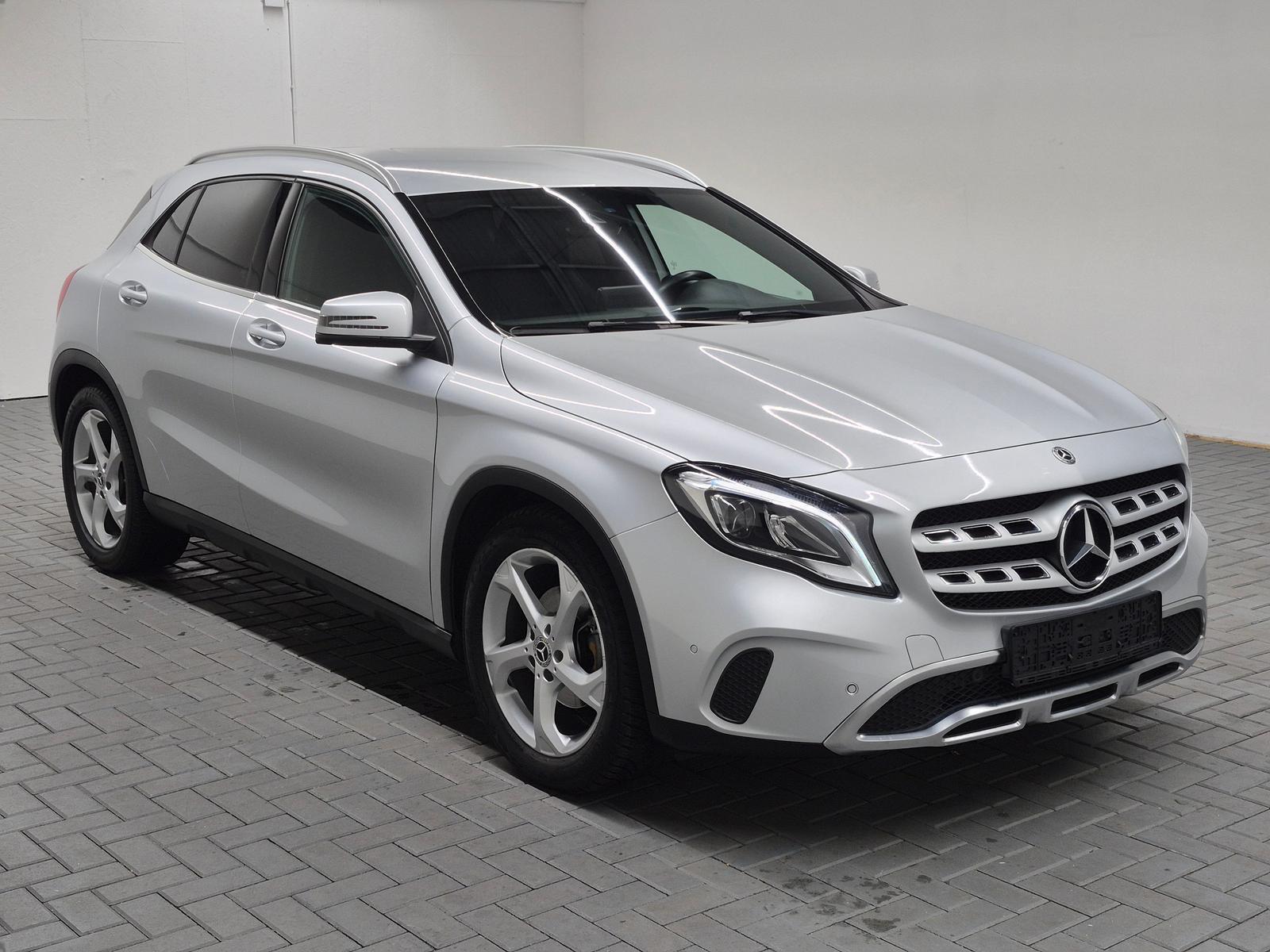 Mercedes-Benz GLA 180 LED/Navi/SHZ/Kam/Tempom./el.Heck/18-LM
