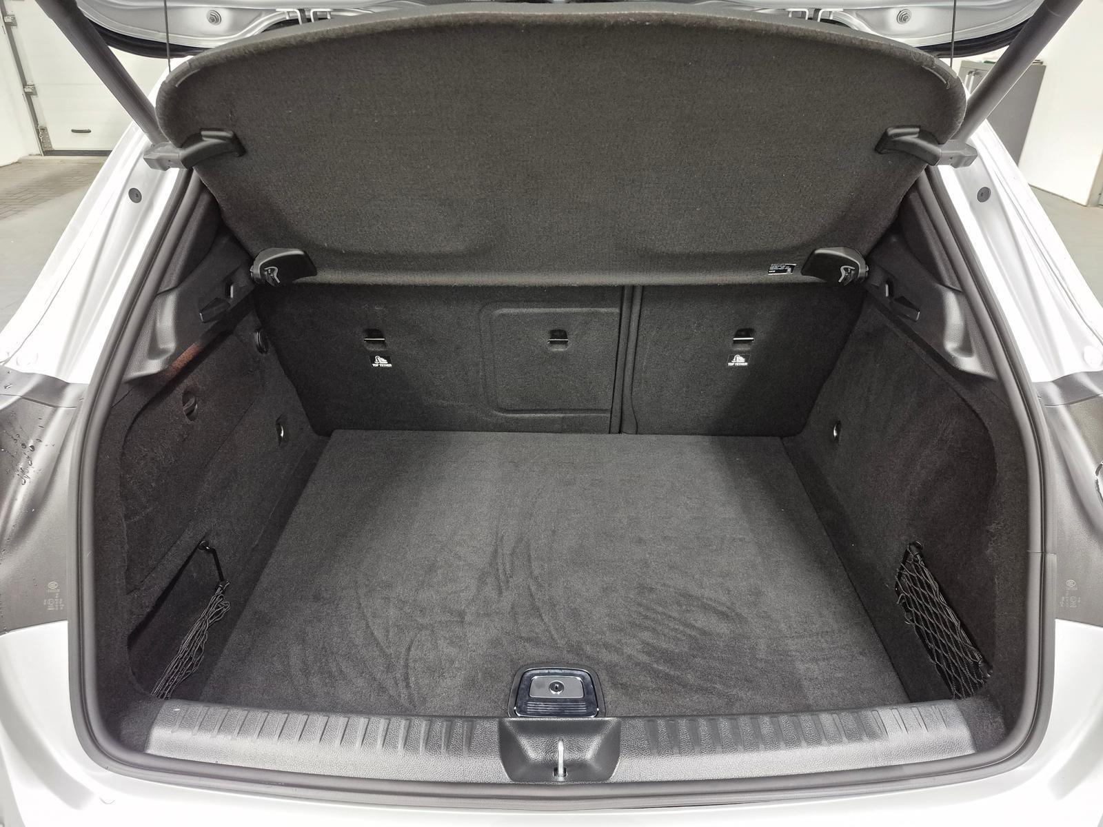 Mercedes-Benz GLA 180 LED/Navi/SHZ/Kam/Tempom./el.Heck/18-LM