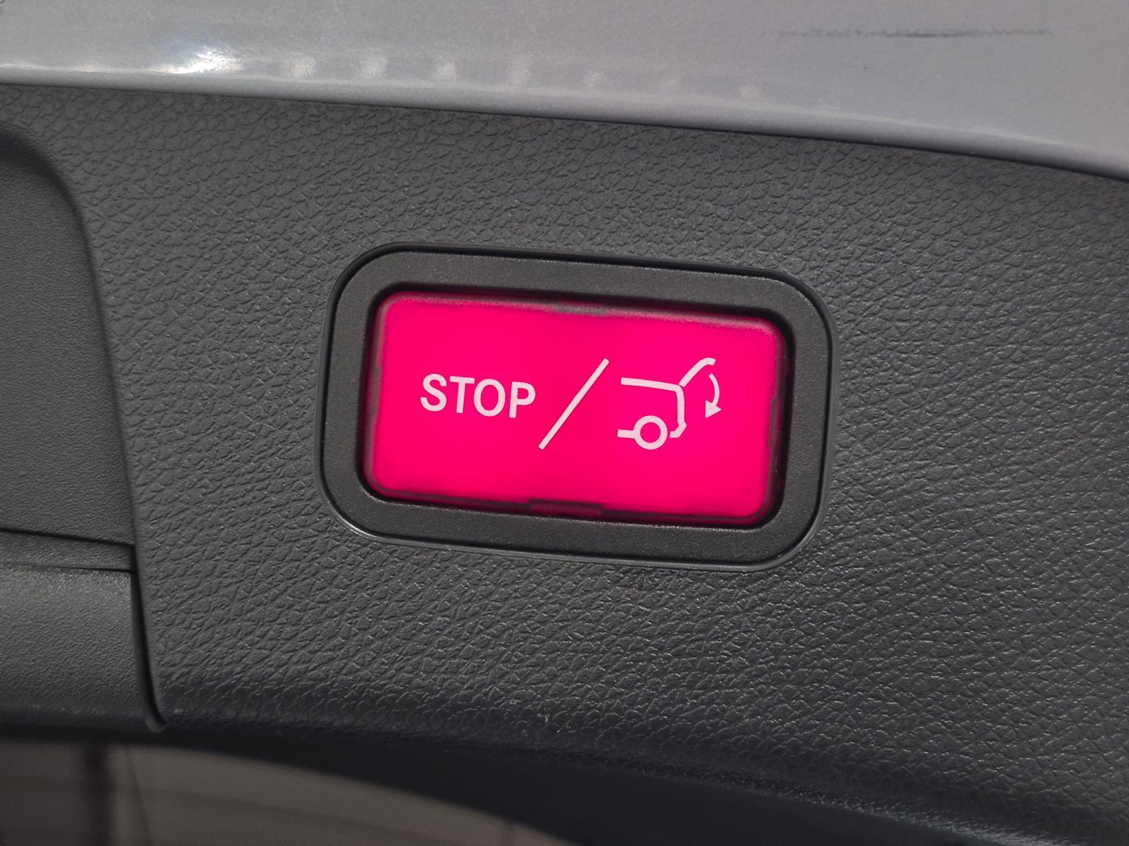 Mercedes-Benz GLA 180 LED/Navi/SHZ/Kam/Tempom./el.Heck/18-LM