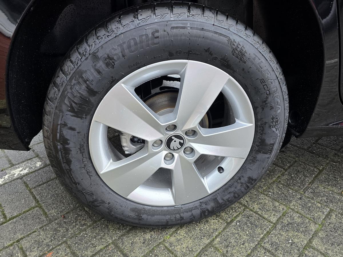 Skoda Kamiq 1.0 TSI Selection  #DSG #AHK #LED #DAB #SHZ #RFK