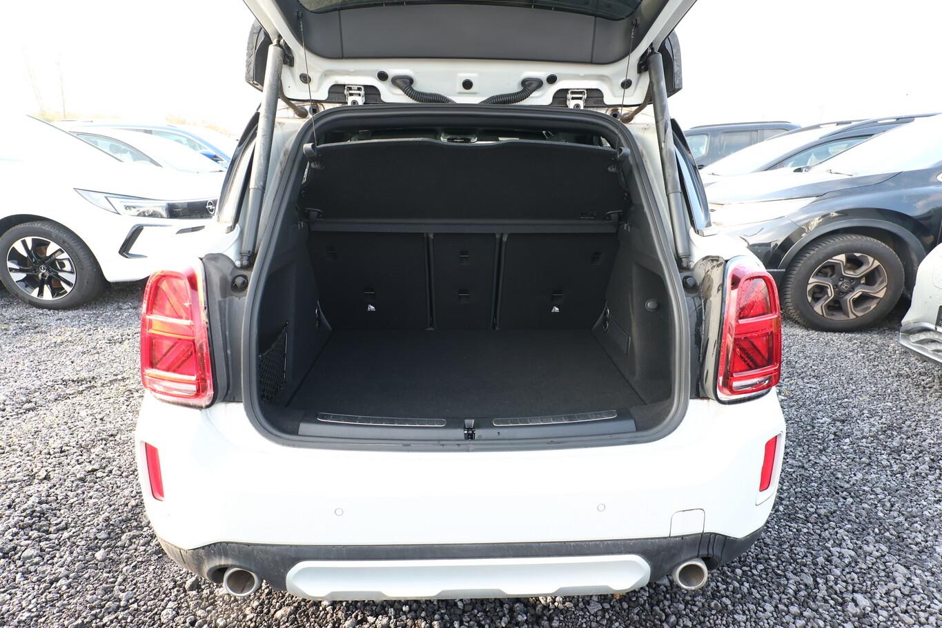 MINI Cooper Countryman Cooper SD ALL4  Trim PanoD DCC 18Z