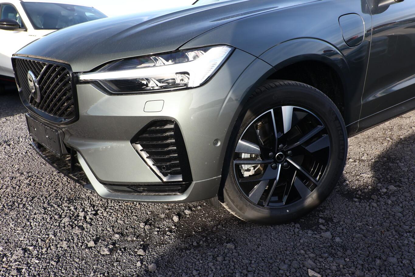 Volvo XC60 XC60 T6 AWD Plus Dark FACELIFT AHK 360° H/K ACC