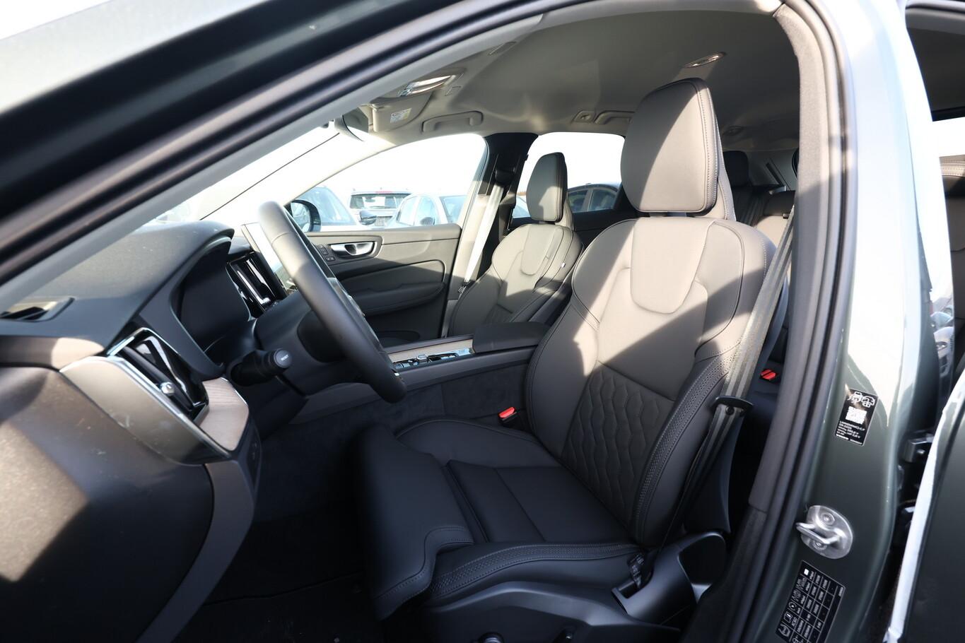 Volvo XC60 XC60 T6 AWD Plus Dark FACELIFT AHK 360° H/K ACC