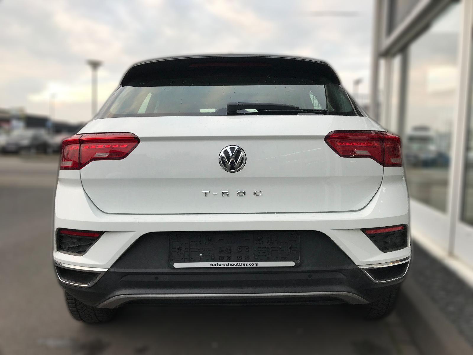 Volkswagen T-Roc Style,Panor,Navi,ACC,Bluet,PDC,Scheckh.