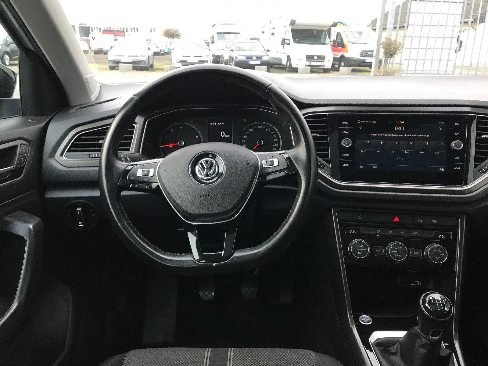 Volkswagen T-Roc Style,Panor,Navi,ACC,Bluet,PDC,Scheckh.