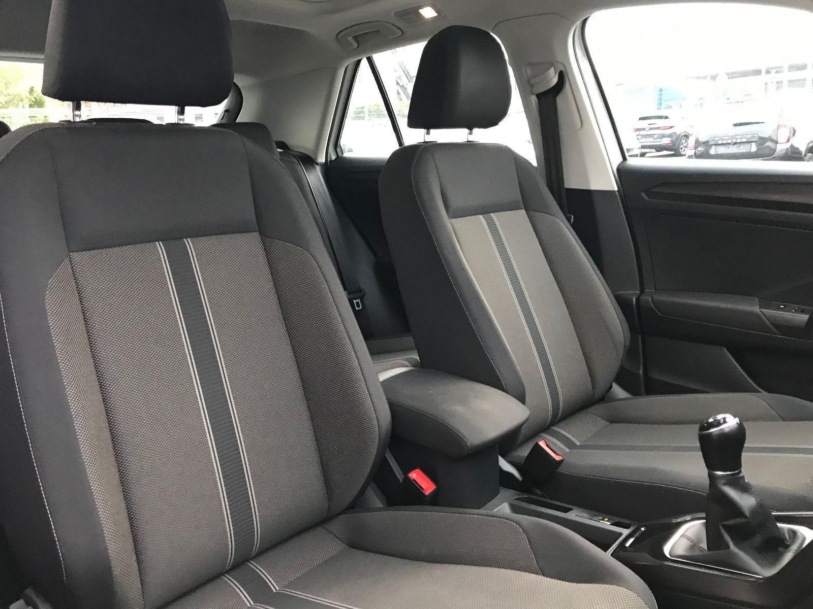 Volkswagen T-Roc Style,Panor,Navi,ACC,Bluet,PDC,Scheckh.