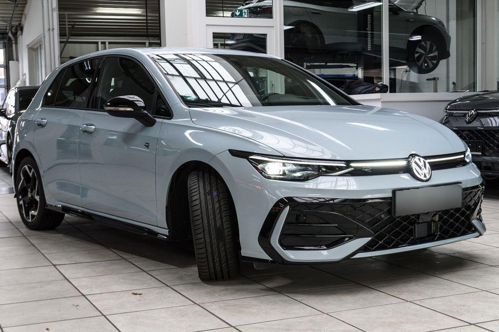 Volkswagen Golf VIII 2.0 TDI R-Line IQ-LIGHT+BLACK-STYLE
