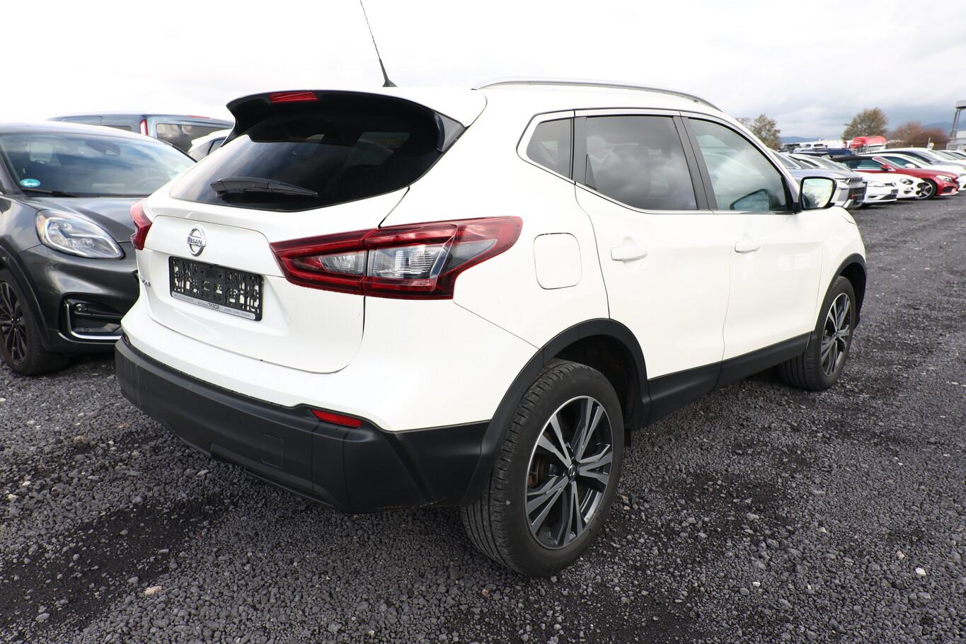 Nissan Qashqai 1.3 DIG-T 160 DCT Acenta Deluxe Kam SHZ