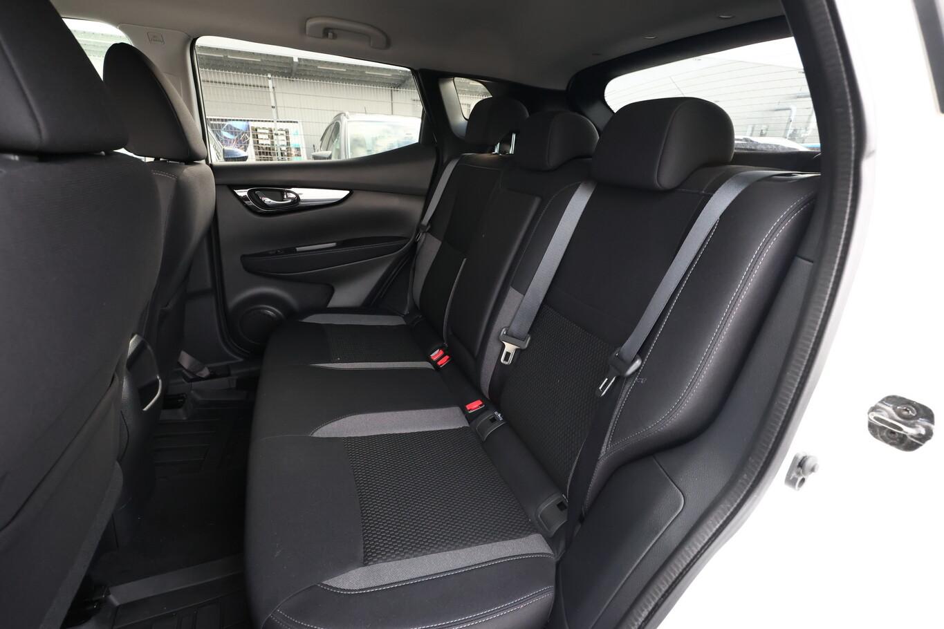 Nissan Qashqai 1.3 DIG-T 160 DCT Acenta Deluxe Kam SHZ