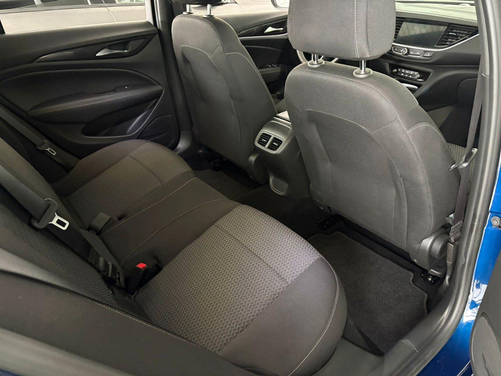 Opel Insignia B Sportstourer Business AT8 mit AHK