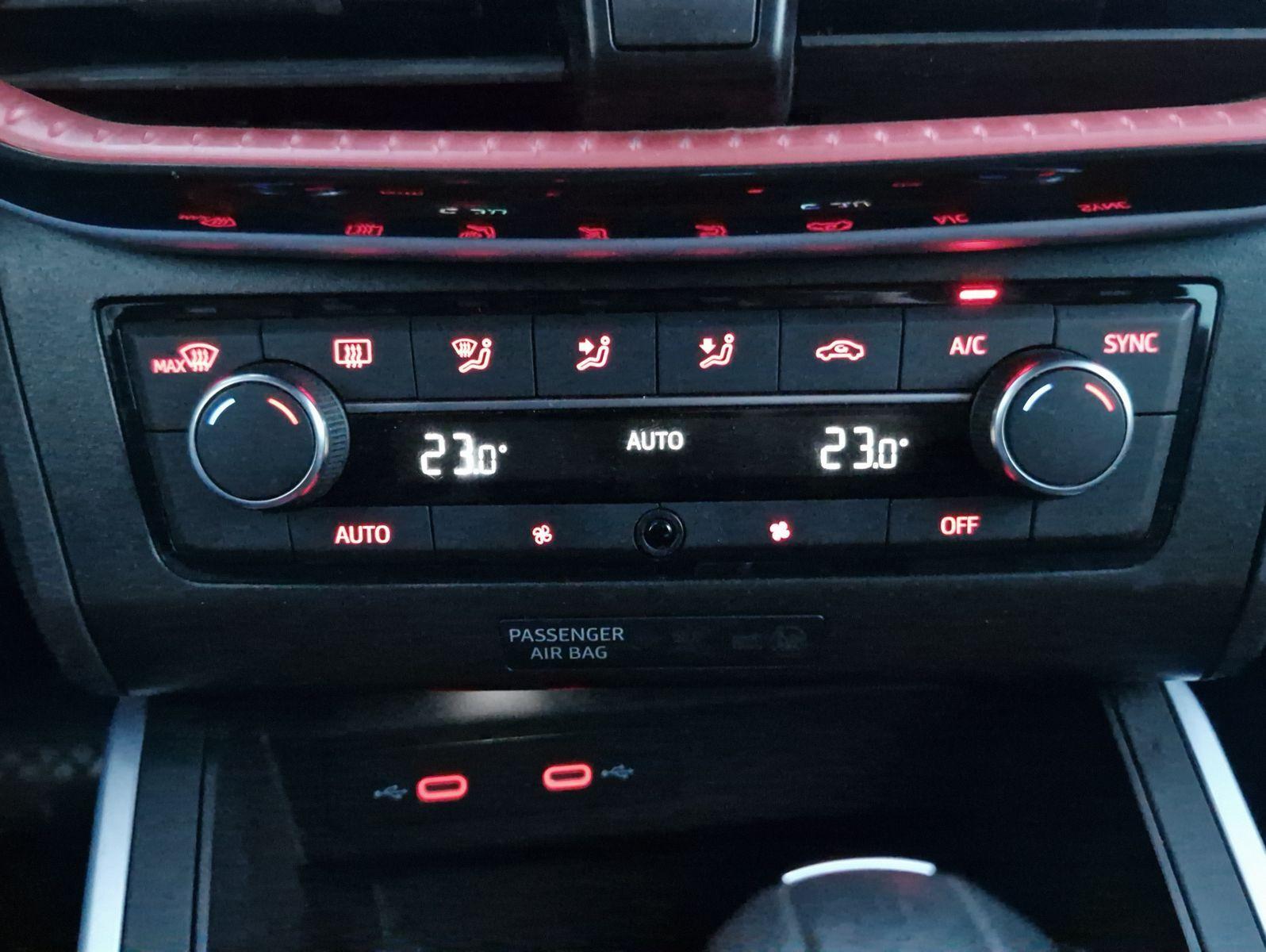 Seat Arona 1.5 TSI DSG FR Navi LED+ Alcantara Kamera