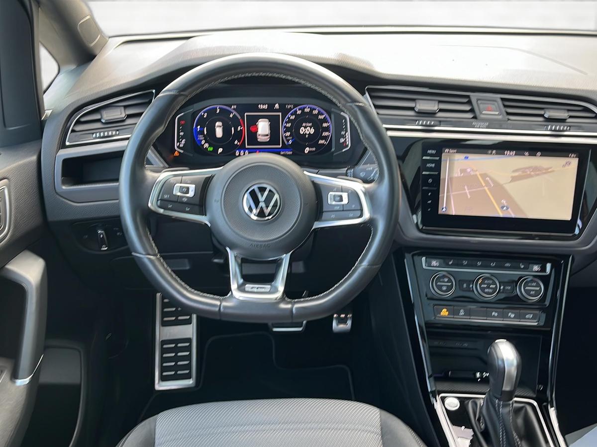 Volkswagen Touran 2.0 TDI Highline *R-Line*LED*Pano*AHZV*Standheizung