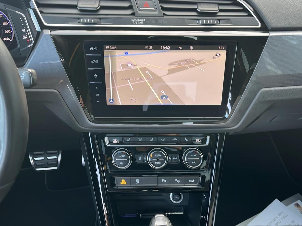 Volkswagen Touran 2.0 TDI Highline *R-Line*LED*Pano*AHZV*Standheizung