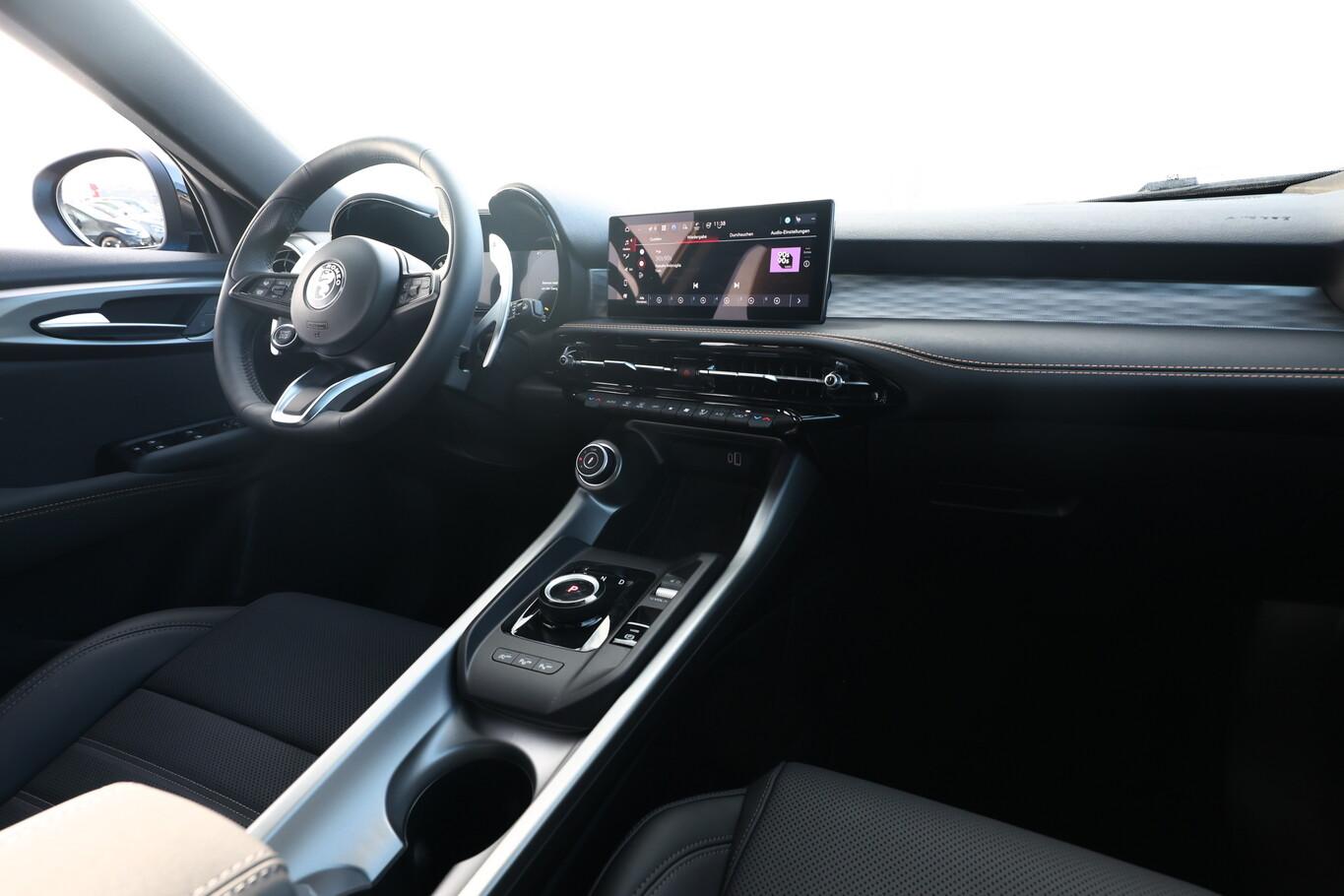 Alfa Romeo Tonale 1.6 D 130 TCT Veloce TechnoP Pano 20Z ACC