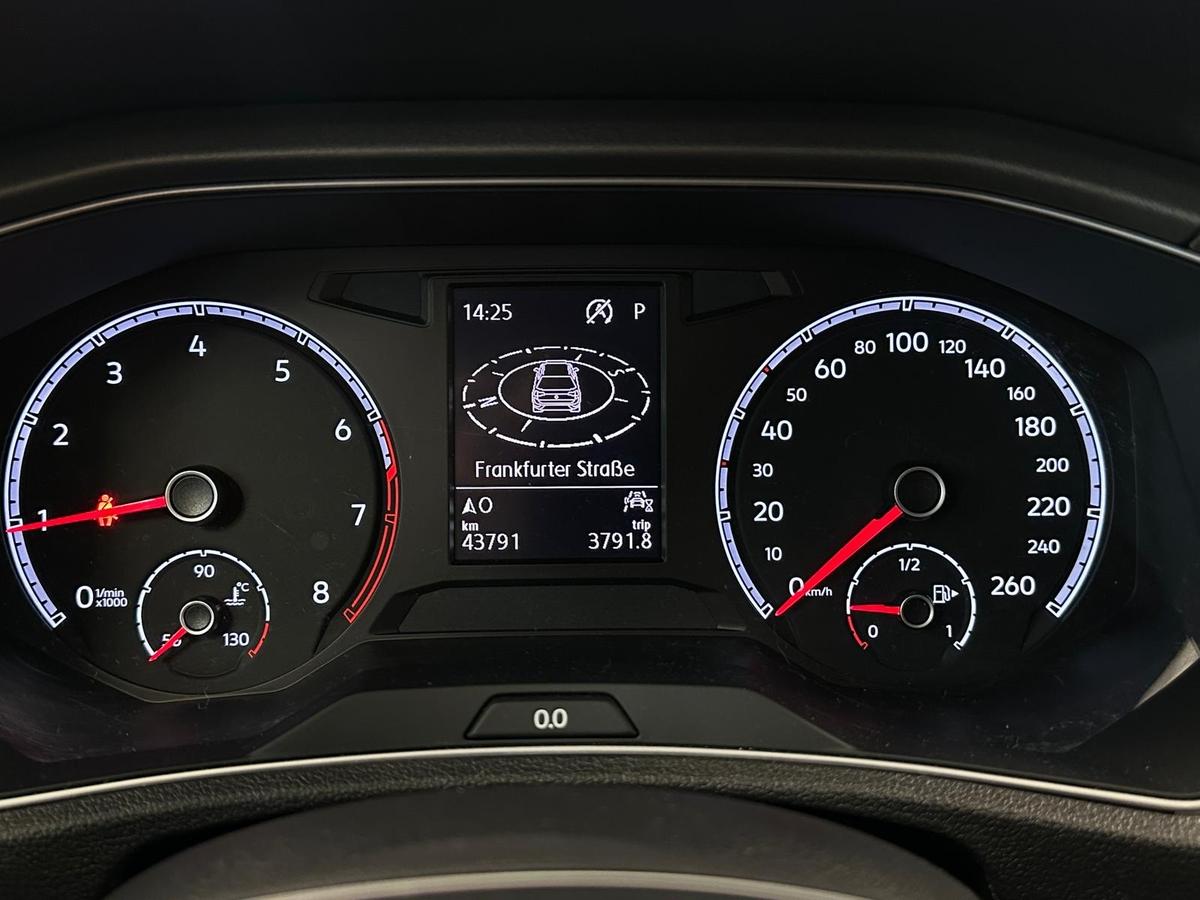 Volkswagen T-Roc 1.5 TSI Style*Allwetter*Kamera*